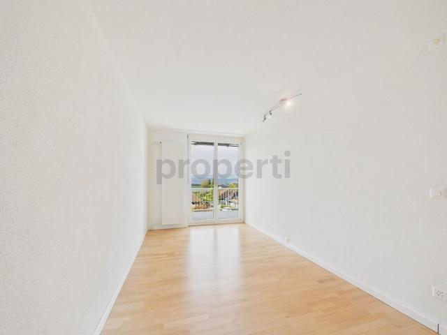 Traumhafte Aussicht, Privater Balkon & Grosszügiges Platzangebot im.