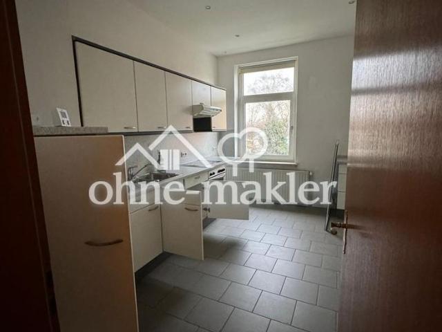 Traumhafte Altbau 3 Zimmer Wohnung in zentraler Lage