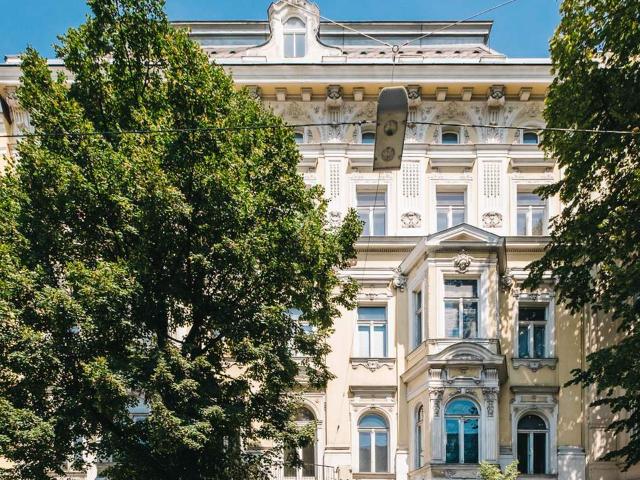 Traumhafte Altbauwohnung mit Balkon Nähe Schloss Schönbrunn