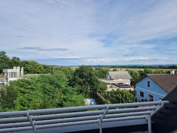 BEFRISTETE PREISREDUKTION: TRAUMHAFTE BALKONWOHNUNG MIT HERRLICHEM AUSBLICK UND MORGENSONNE PROVISIONSFREI SCHLÜSSELFERTIG INKL. BAD UND OPTIONAL MIT TIEFGARAGENPARKPLATZ
