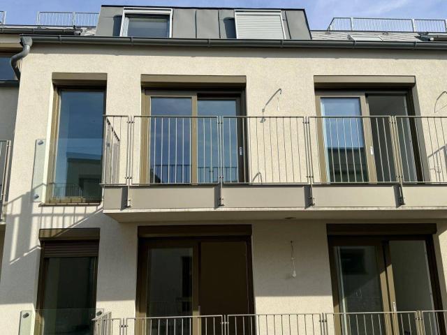 Traumhafte Dachwohnung im Neubauprojekt I 3 Zimmer I Garage