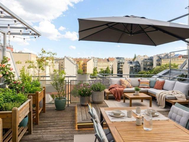 Traumhafte Dachgeschoss Maisonette mit 2 Terrassen