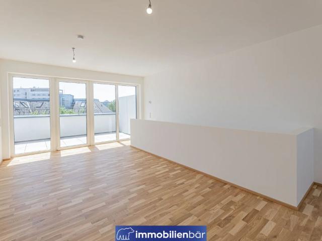 Traumhafte Dachgeschoss Maisonette mit sonniger Dachterrasse und Balkon