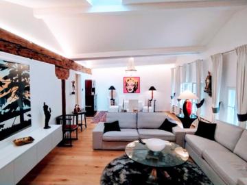 Traumhafte Dachgeschoßwohnung im Herzen von Salzburg