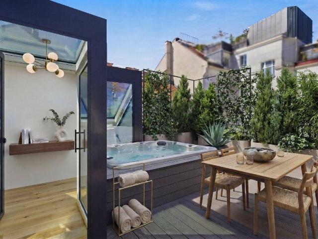 TRAUMHAFTE DG Maisonette + mit ZWEI TERRASSEN
