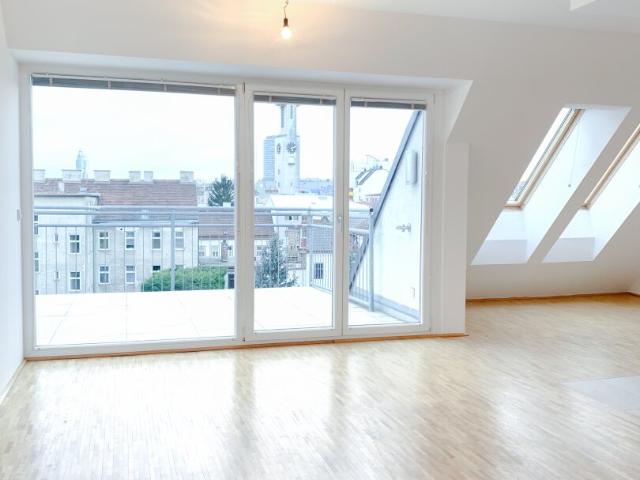 Traumhafte DG Wohnung in 1210 Wien: 3 Zimmer, 3 Terrassen, modern und zentral!
