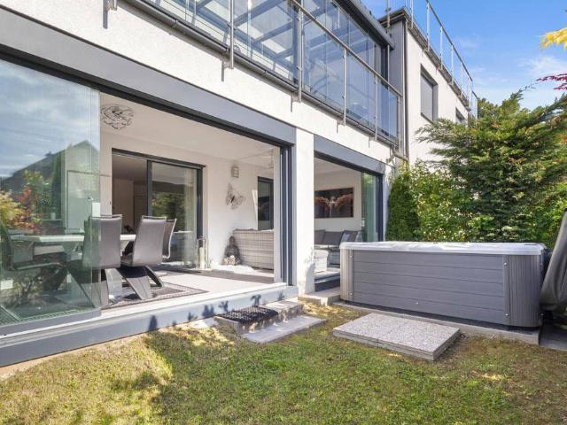Traumhafte Eigentumswohnung mit Garten