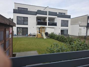 Traumhafte Gartenwohnung in Teesdorf: 3 Zimmer, Terrasse– Ihr neues Zuhause!