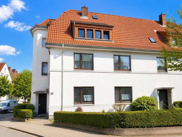 Traumhafte, helle und große 3 Zimmerwohnung mit Balkon ab sofort!
