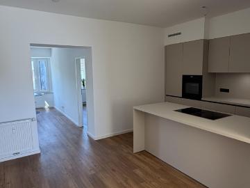 Traumhafte Kernsanierte 2 Zimmer Wohnung im Herzen von Langenfeld