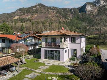 Architektenhaus mit wunderschönem Garten & modernsten Annehmlichkeiten!