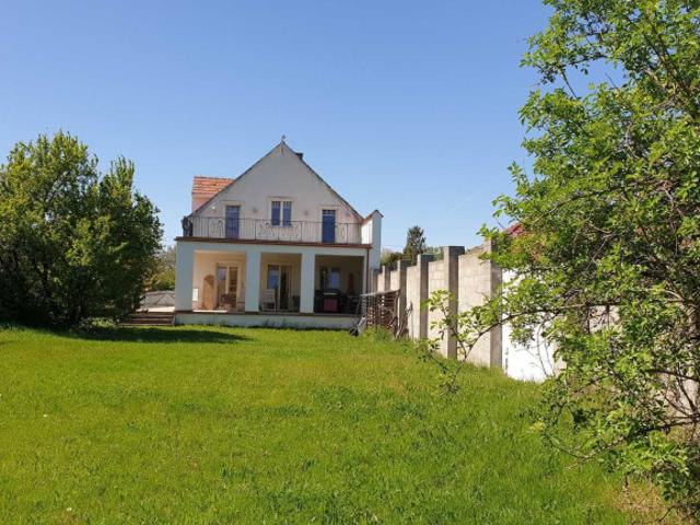 Traumhafte, lichtdurchflutete Landhaus Villa im Seewinkel/Neusiedler See
