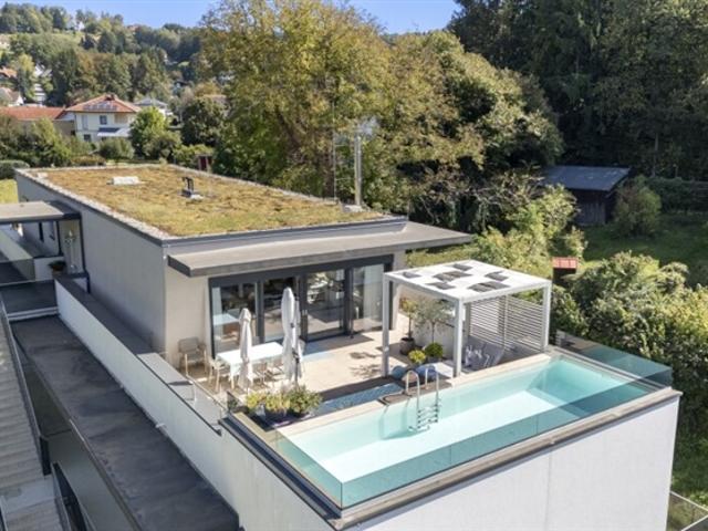 Traumhafte Penthouse Wohnung mit privatem Pool auf der Dachterrasse
