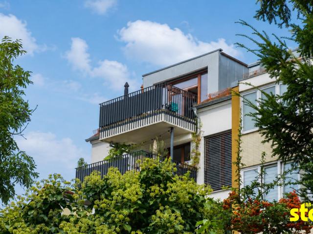 TRAUMHAFTE STADTWOHNUNG * WOHNEN IN DER SANDGASSE!