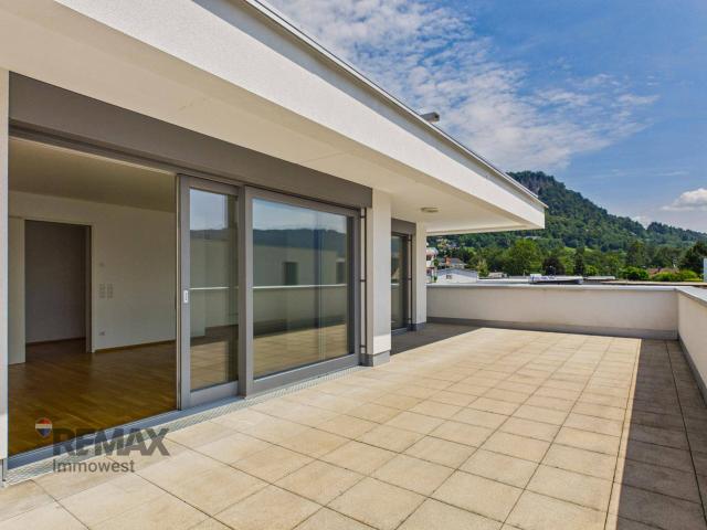 Traumhafte Starterwohnung in Wolfurt: Zwei Zimmer, große Terrasse und Blick auf den Gebhardsberg