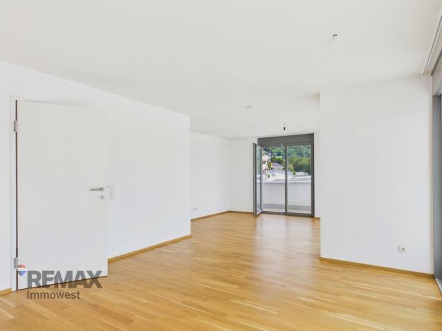 Traumhafte Starterwohnung in Wolfurt: Zwei Zimmer, Große Terrasse und Blick auf den Gebhardsberg