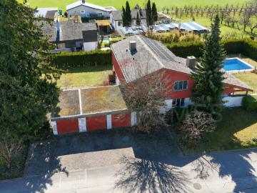 Traumhafte Seesicht am Bielersee 8.5 Zimmer Haus mit Pool und 1'443 m² Grundstück