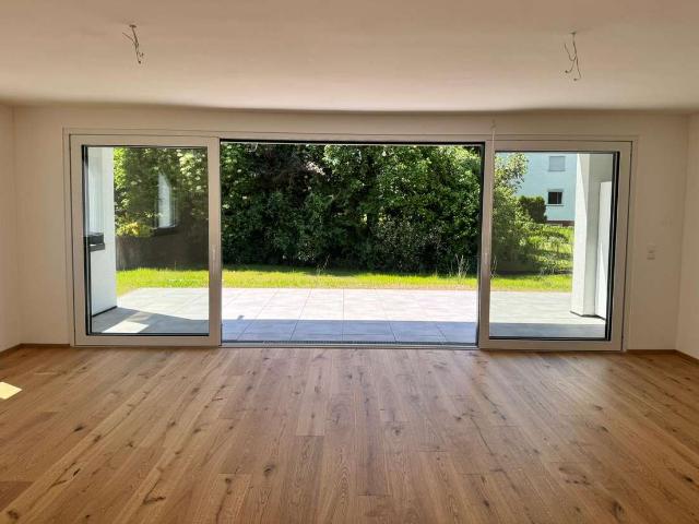 Traumhafte, sofort bezugsfertige 3 Zimmer Neubau Gartenwohnung