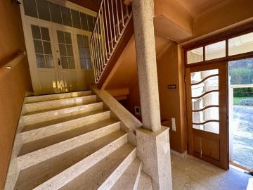 Traumhafte Villa in Baden: ca. 800 m² Grundstück, zentrumsnah, 200 m² mit erheblichem Ausbaupotenzial!