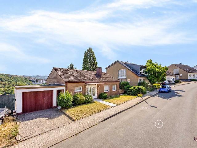 Traumhafte Weitsicht ins Tal Freistehendes Einfamilienhaus in Velbert Neviges