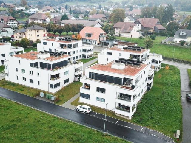 TRAUMHAFTE WOHNUNG AN RUHIGER LAGE IN ARCH