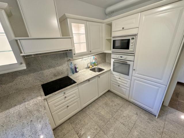 Charmante 3 zimmer wohnung mit loggia in bad vöslau 86m² wohnkomfort!