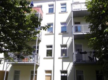 Traumhafte Wohnung mit Balkon im ruhigen Hofgebäude!