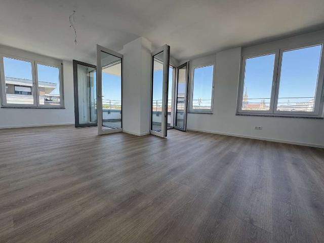 Traumhafte 2,5 Zimmer Wohnung mit Ankleidebereich