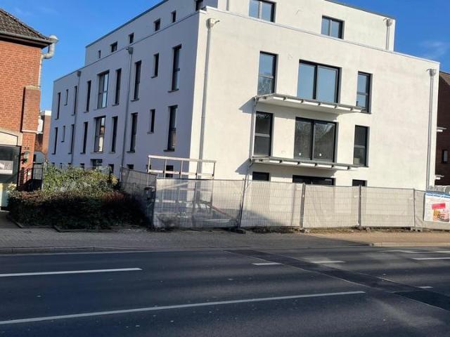 Traumhafte 2 Zimmer Penthouse Wohnung in Krefeld Oppum