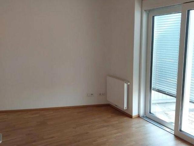 Traumhafte 2 Zimmer Penthousewohnung mit zwei Dachterrassen und Schlossbergblick am Lendkai zu vermieten!
