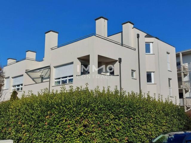 NAHE ORF PARK: 2 ZIMMERWOHNUNG MIT GROSSER WESTTERRASSE UND TG PLATZ