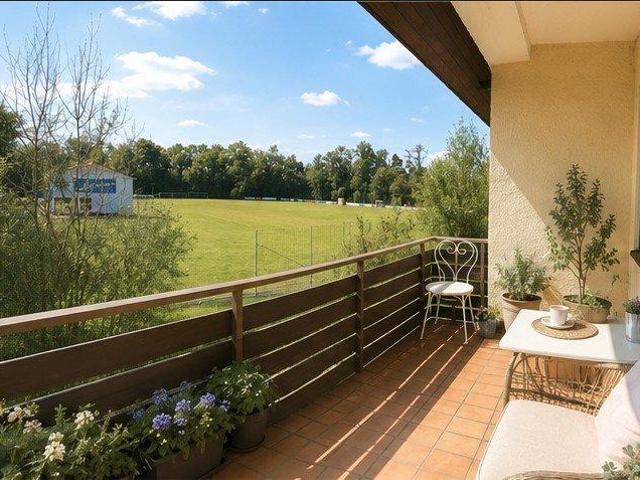 Traumhafte 2‑Zimmer Wohnung mit Balkon,Stellplatz. Provisionsfrei