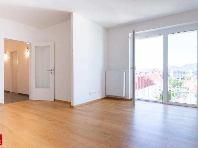 TRAUMHAFTE 2 ZIMMER WOHNUNG MIT FERNBLICK