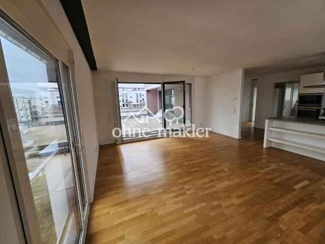 Traumhafte 2 Zimmer Wohnung mit großer Dachterrasse & Skyline Blick | Moderne Küche | Top Anbindung