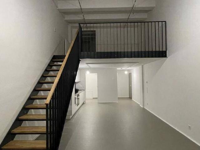 traumhafte 2 Zimmerwohnung Neubau mit Galerei zu vermieten