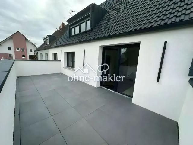 Traumhafte 3–4 Zimmer Wohnung mit großer Terrasse in Nürnberg Reichelsdorf