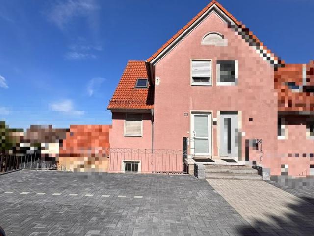 Traumhafte 3,5 ZKB Maisonette Wohnung 100 qm*mit schönem Ausblick