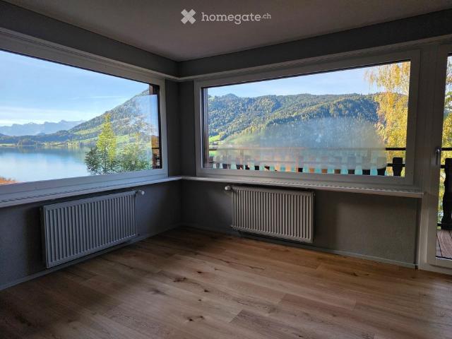 Traumhafte 3.5 Zimmer Wohnung mit spektakulärer See und Bergsicht in Oberägeri