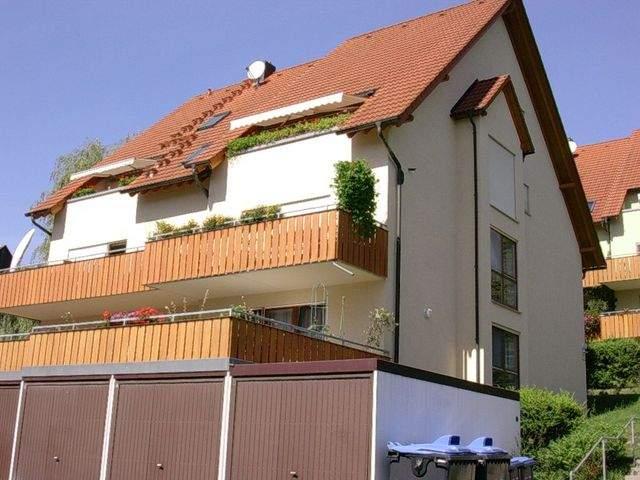 Traumhafte 3 Raum Wohnung mit großem Balkon & EBK !
