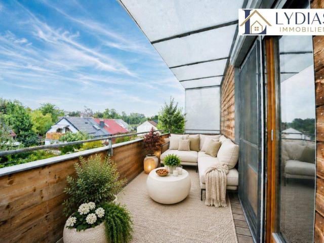 Traumhafte 3 Zimmer DG Wohnung in Ruhelage zwei großzügigen West Loggien mit Blick ins Grüne, Garagenstellplatz vorhanden Top Infrastruktur!