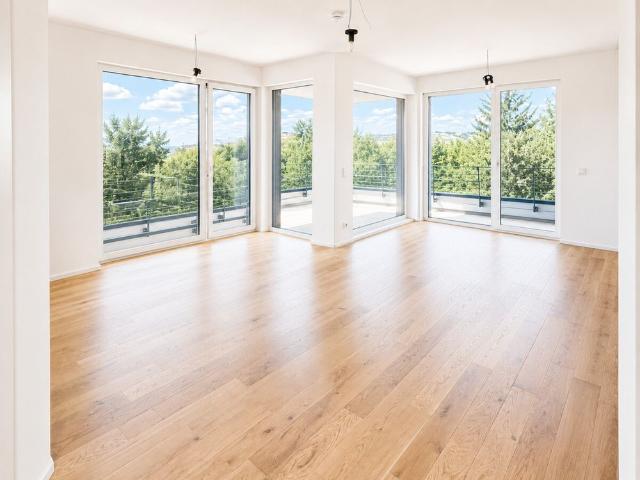 Traumhafte 3 Zimmer Penthouse Wohnung in idyllischer Lage wartet auf Sie!