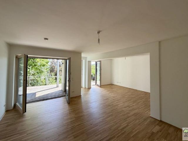 Traumhafte 3 Zimmer Wohnung in 1230 Wien mit Terrasse und kleiner Grünfläche !