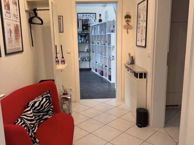 Traumhafte 3 Zimmer Wohnung in Graz, vollsaniert mit Terrasse und Stellplatz – Ihr neues Zuhause!