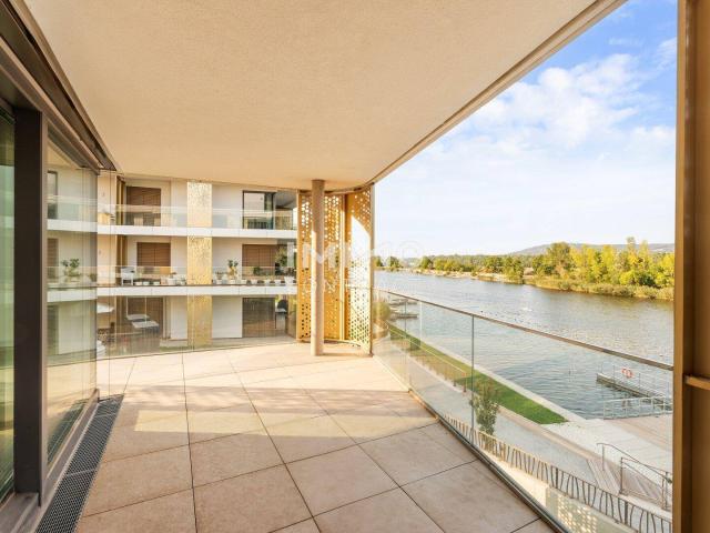 Traumhafte 3 Zimmer Wohnung mit direktem Blick auf die Donau!