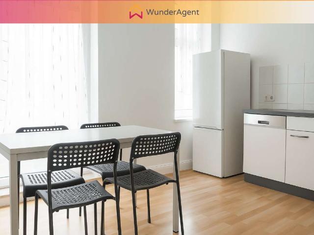 Traumhafte 3 Zimmer Wohnung mit Einbauküche und Balkon