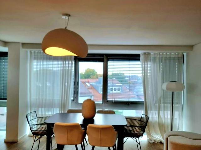 Traumhafte 3 Zimmer Wohnung mit Panoramablick auf den Sonnenuntergang – Nürnberg Rosenau