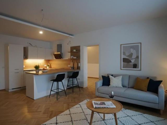 Traumhafte 3 Zimmer Wohnung mit phänomenalem Ausblick und idylischem Gemeinschaftsgarten