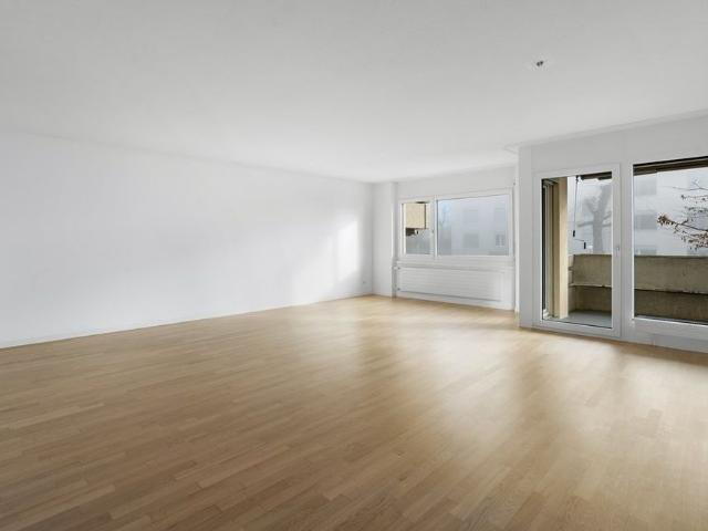 Traumhafte 4.5 Zimmerwohnung in 5453 Remetschwil