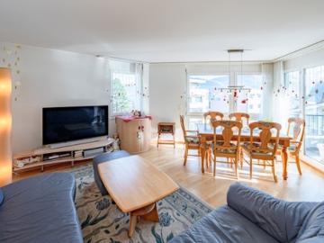 Hergiswil, Nidwalden - Balkon, Aufzug
