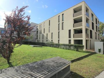 Traumhafte 4 Zi Wohnung in Bestlage zu vermieten!
